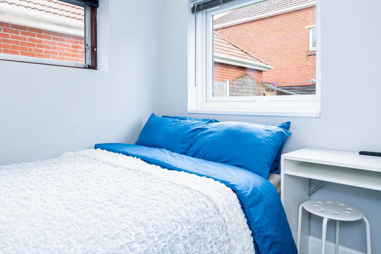 Shirley House 4, Guest House, Self Catering, Self Check In With Smart Locks, Use Of Fully Equipped Kitchen, Close To City Centre, Ideal For Longer Stays, Excellent Transport Links Southampton Exterior foto