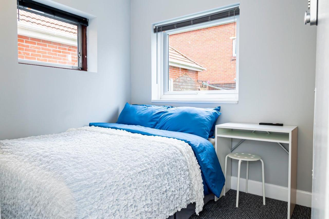 Shirley House 4, Guest House, Self Catering, Self Check In With Smart Locks, Use Of Fully Equipped Kitchen, Close To City Centre, Ideal For Longer Stays, Excellent Transport Links Southampton Exterior foto